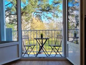 À LOUER Appartement meublé 4 chambres  balcon  parking et cave