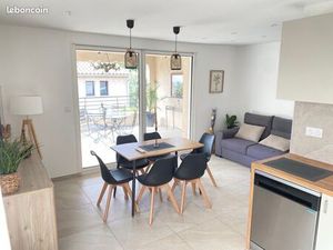 Location Haut de villa neuf Sanary