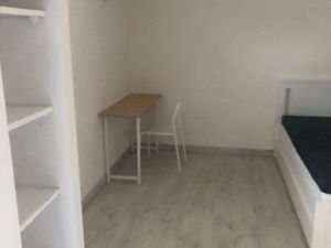 Studio meublé  dans maison