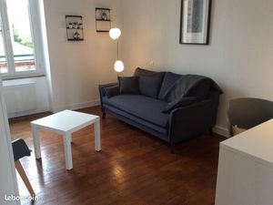 Loue F2 meublé à Orléans centre