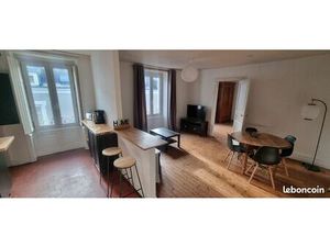 Loue T2 centre de Nantes Viarme-Talensac