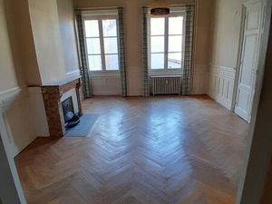 Grand appartement à côté de la place Jean Jaures