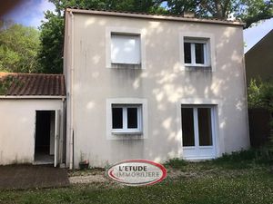 Location maison 5 pièces 88.11 m² à Reze (44400)  NaN €
