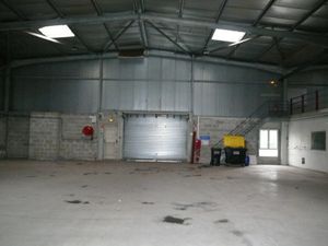 Local professionnel à louer CHATEAUBERNARD 9 pièce(s) 1440m2 5 800€/mois HT/HC