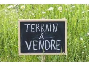 Terrain constructible viabilisé à vendre