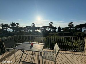 Sublime appartement meublé T2 bis - Terrasse vue mer - Parking - Climatisation