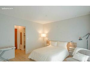 Appartement cosy  lumineux  rénové  terrasse Sud-Sud-Ouest  proche école Militaire  Tour E