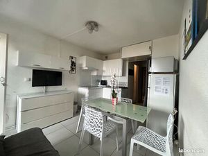 Centre port cap d’agde 6per clim parking