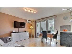 Location appartement T3 à Roquevaire