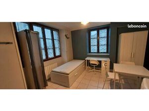 Studio meublé centre la souterraine