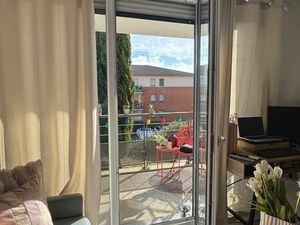 Beau T1 meublé  terrasse  parking  résidence sécurisée quartier Ramassiers Aerospace (31 C