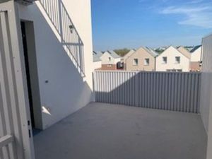 BEAU T2 NEUF - AVEC GRANDE BALCON 10m2