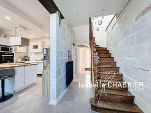 TIERCE  MAISON DE VILLE RENOVEE