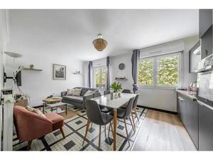 Appartement de 80 m²  en vente aux Chartrons - 8% de rentabilité