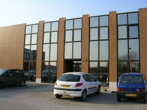 Location bureau QUETIGNY 74 m²