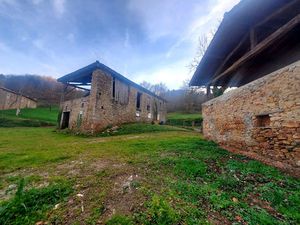 ENSEMBLE IMMOBILIER POUR PROJET DE RENOVATION