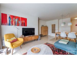 Ruim gelijkvloers appartement met groot terras.