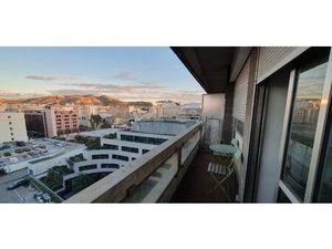 Location appartement 1 pièce 32 m² à Marseille 8 (13008)
