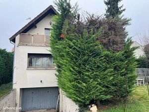 Mont Valérien Maison familiale 160 m² avec Sous-sol total   grenier aménageables