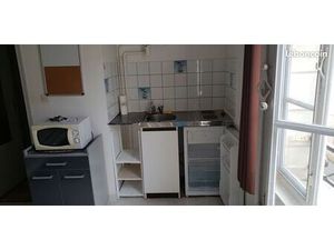 Studio etudiant meuble