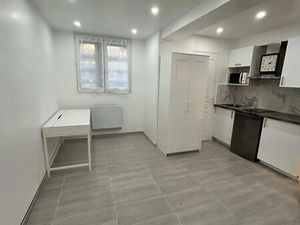 Studio a Lhays les roses/Cachan/Bourg la reine