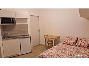 Studio meublé toutes charges comprises