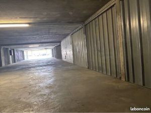 Garage à louer