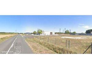 Terrain de 1450 m² stockage  parking  selfstockage