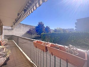 Appartement T3 près de SAINT MAUR DES FOSSES à vendre