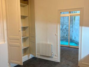 Apparemment TOURS quartier Colbert