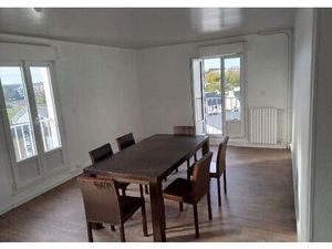 Location appartement 4 pièces 78 m² à Saint-Brieuc (22000)