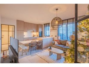 Gelijkvloers appartement met garage in centrum Heist