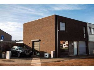 Huis te koop in Oud-Turnhout met 3 slaapkamers