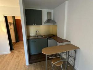 Location appartement 1 pièce 28 m² à Orléans (45000)