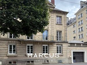 Vente bureau 7 pièces