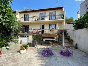 Maison 13 pièces 140 m²