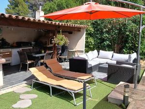 Villa avec piscine + T2 indépendant + garage