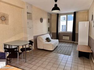 Studio meublé Orléans rue Carmes