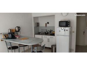 Appartement T2 très proche faculté Jean Monnet
