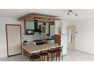 F2 Esplanade de la Brasserie + Garage