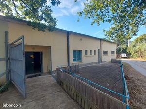 Local à louer à Albi 180 m2