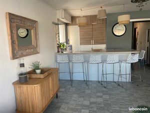 Location à l'année  Beau T3 lumineux  face à la mer