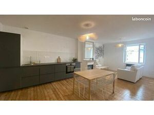 Superbe T2 meublé renové hypercentre