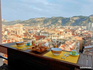 T2 Meublé Toulon centre 45 M2 Standing + 2 terrasses