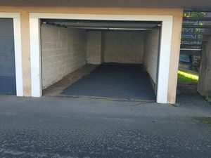 Garage aérien 30 m² 222 av Grande Bretagne