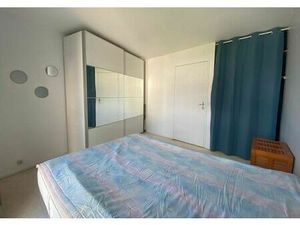 Location appartement 2 pièces 55 m² à Puteaux (92800)