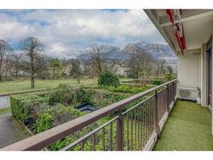 Appartement de 3 pièces de 94 m² situé à Échirolles