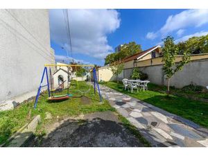 Maison familiale 5 pièces avec jardin à Bondy