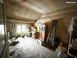 Inconnu 75 m² Saint-Étienne