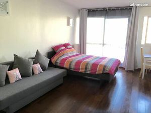 Grand Studio avec balcon Porte Orléans